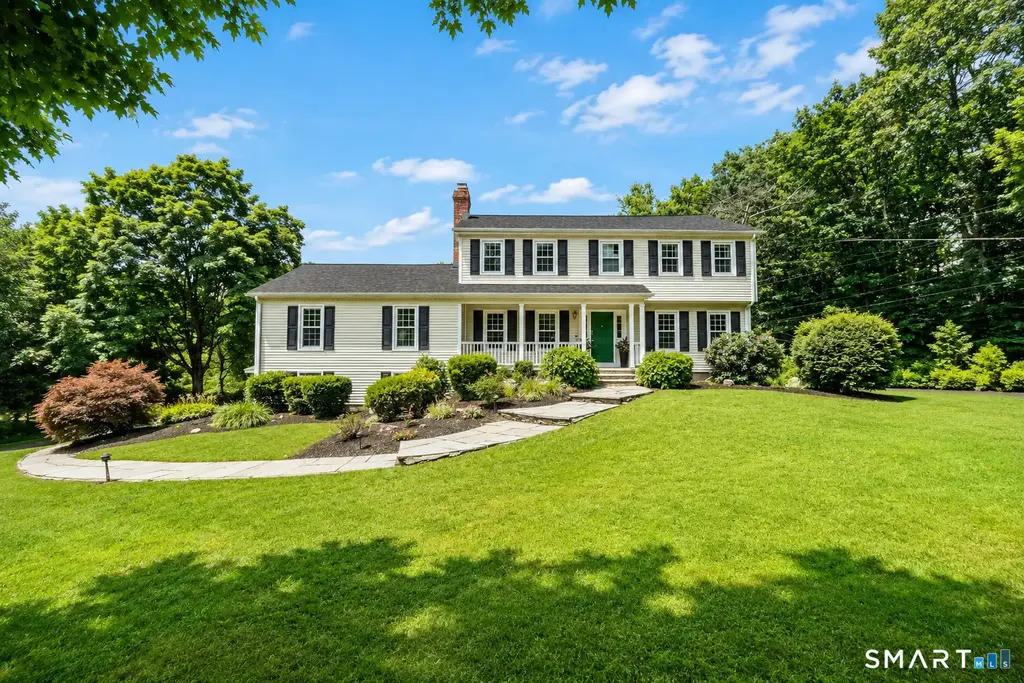 38 Wigwam Drive, Shelton