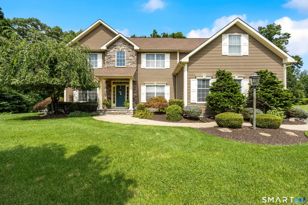 67 Curtiss Lane, Watertown