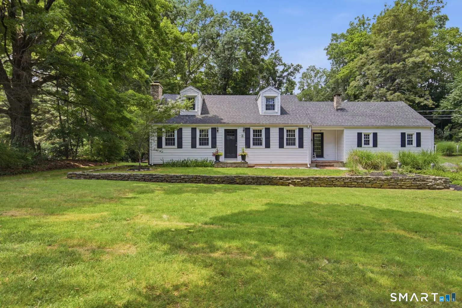 16 Ramblewood Drive, Branford