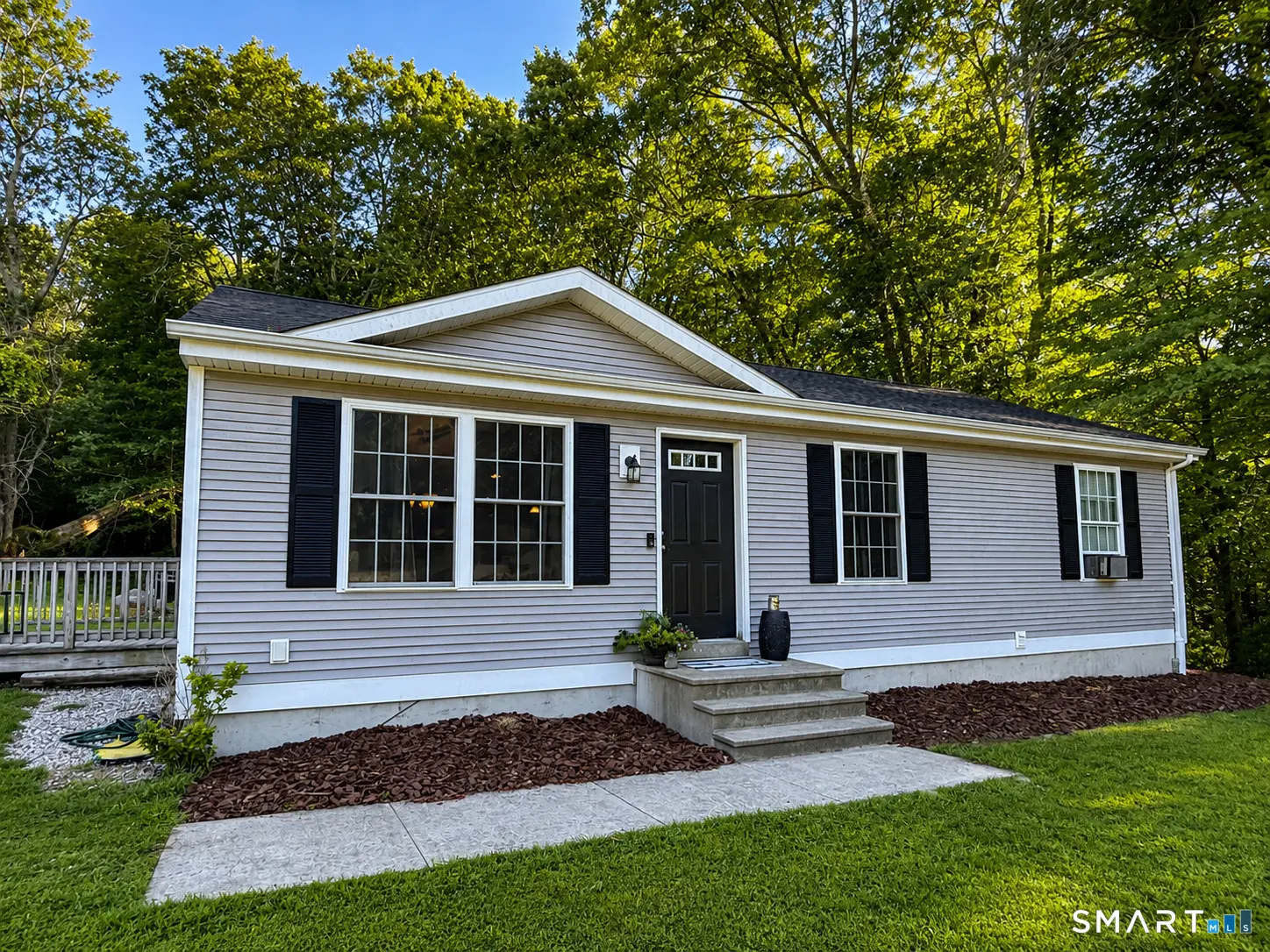 25 Lester Drive, Plainfield