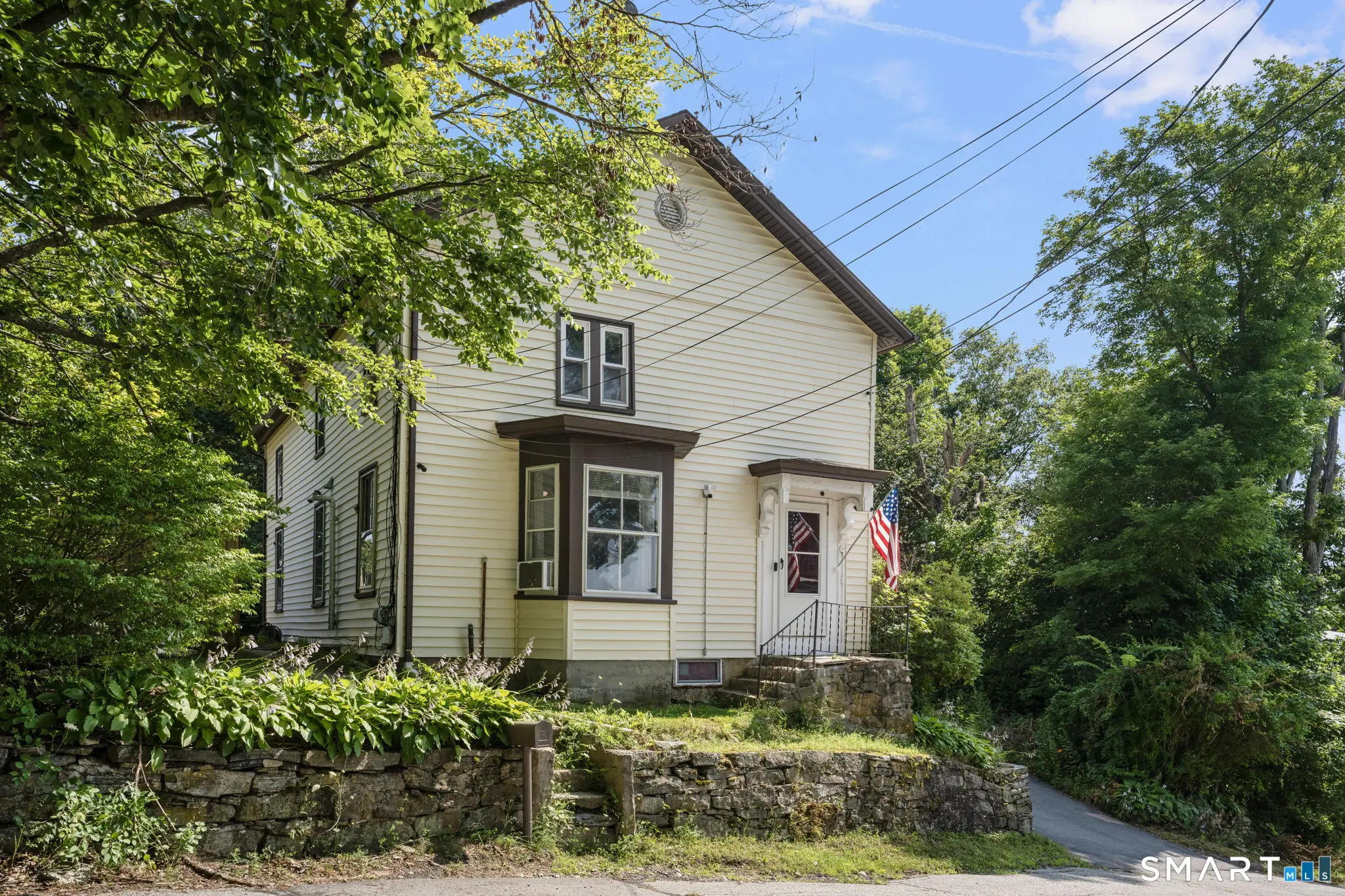 9 Hammond Street, Putnam