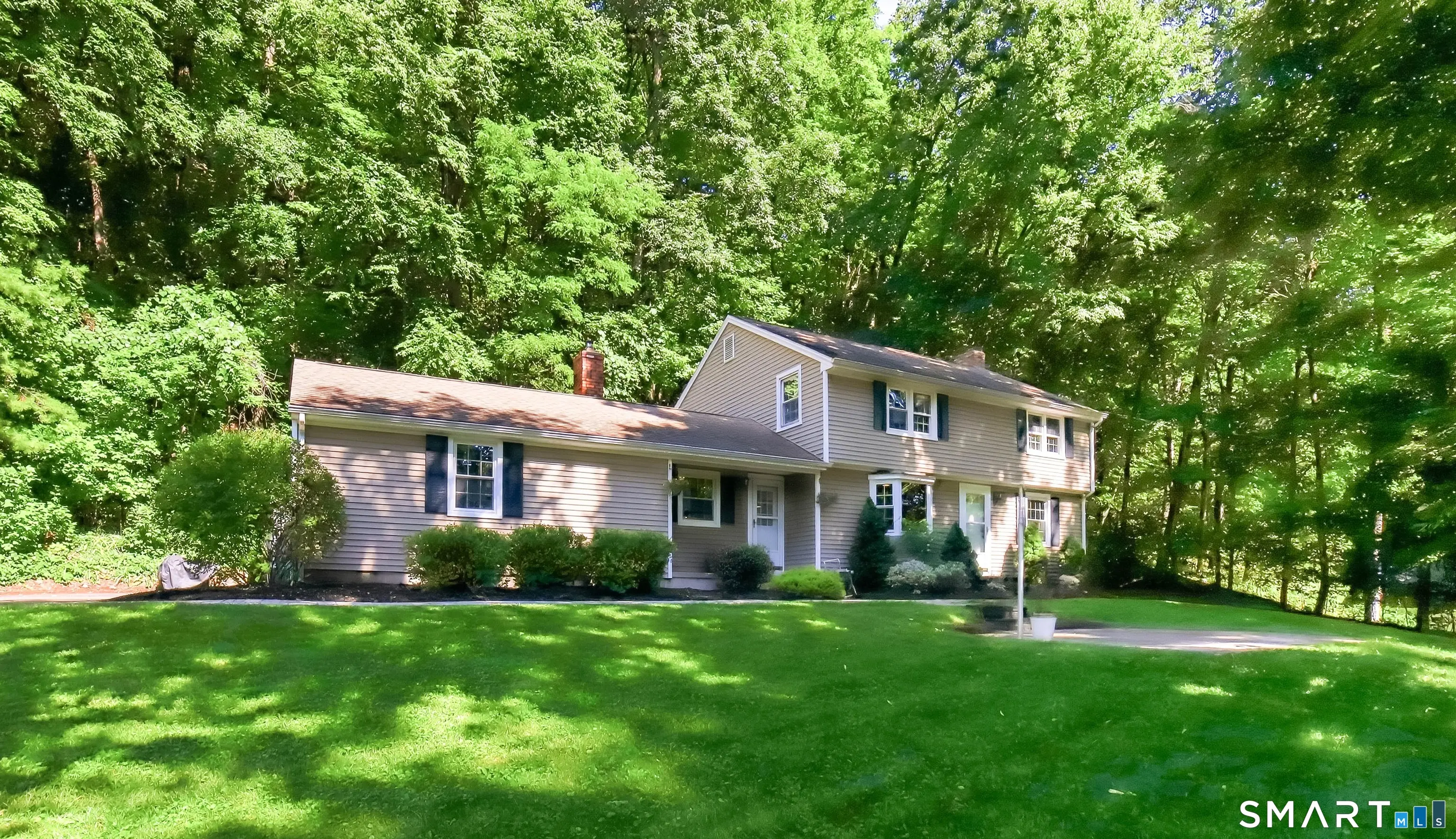 112 Hedgehog Lane, Simsbury