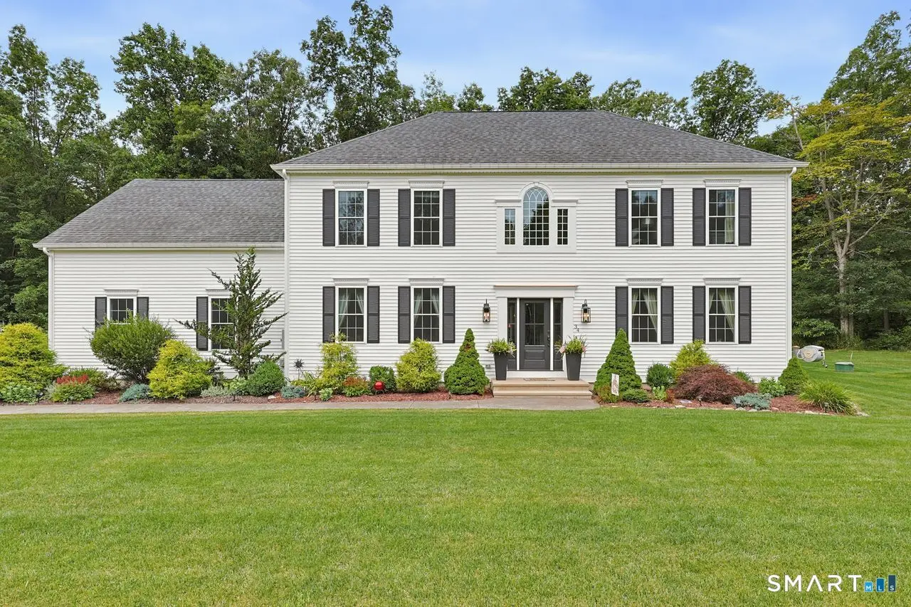 34 Foxglove Circle, Haddam