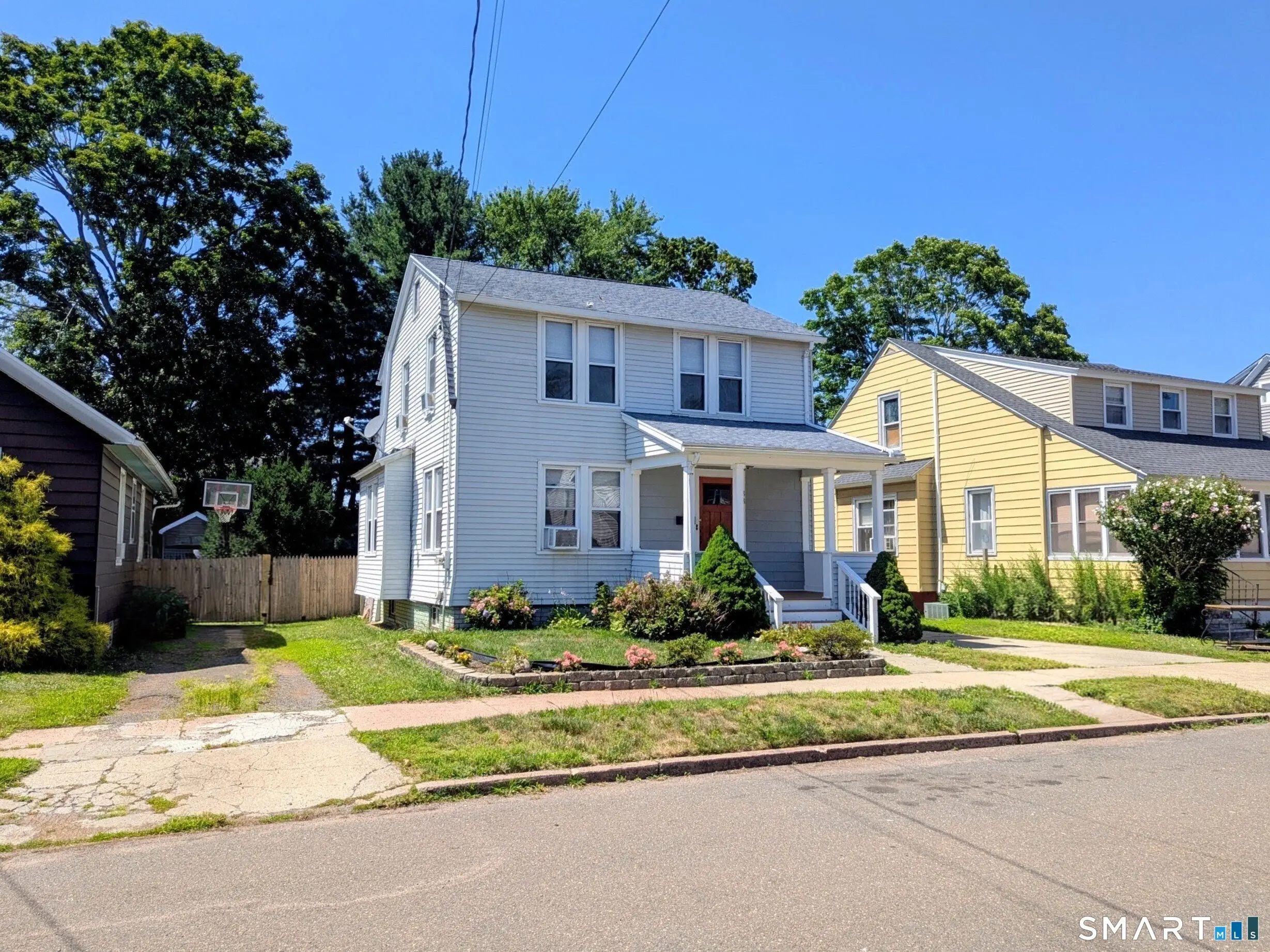 38 Deerfield Street, East Haven