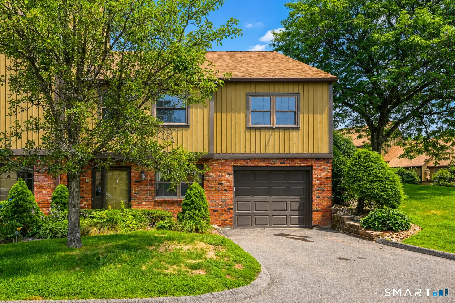 69 Mattabasset Drive 69, Meriden