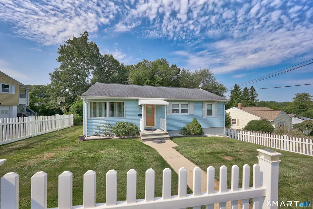 81 Alberta Street, Waterbury