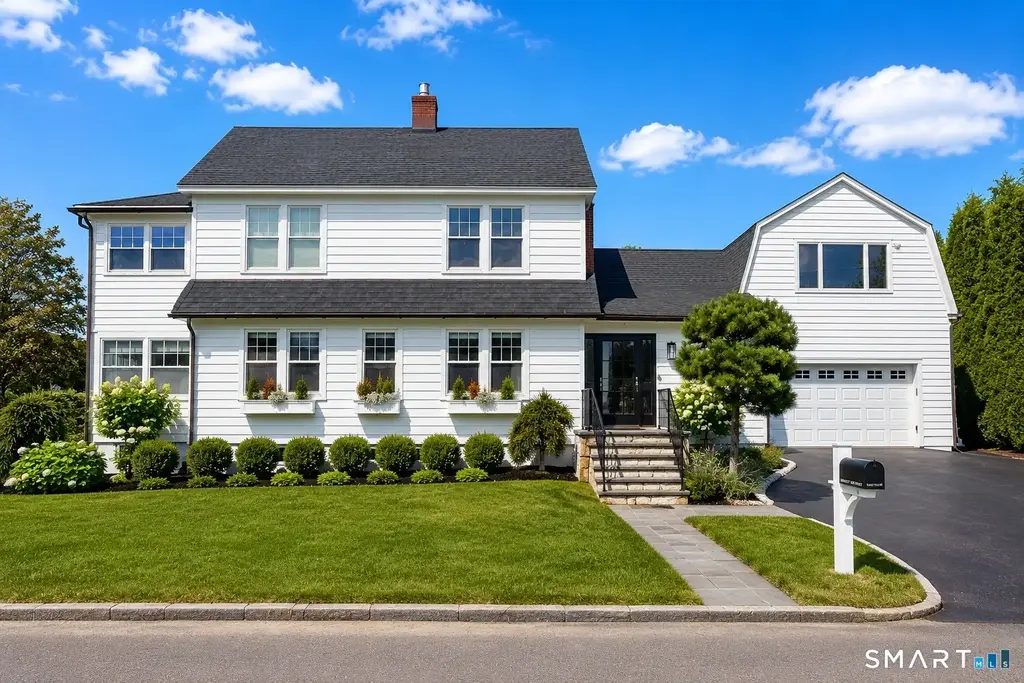 4 Bradley Street, Westport