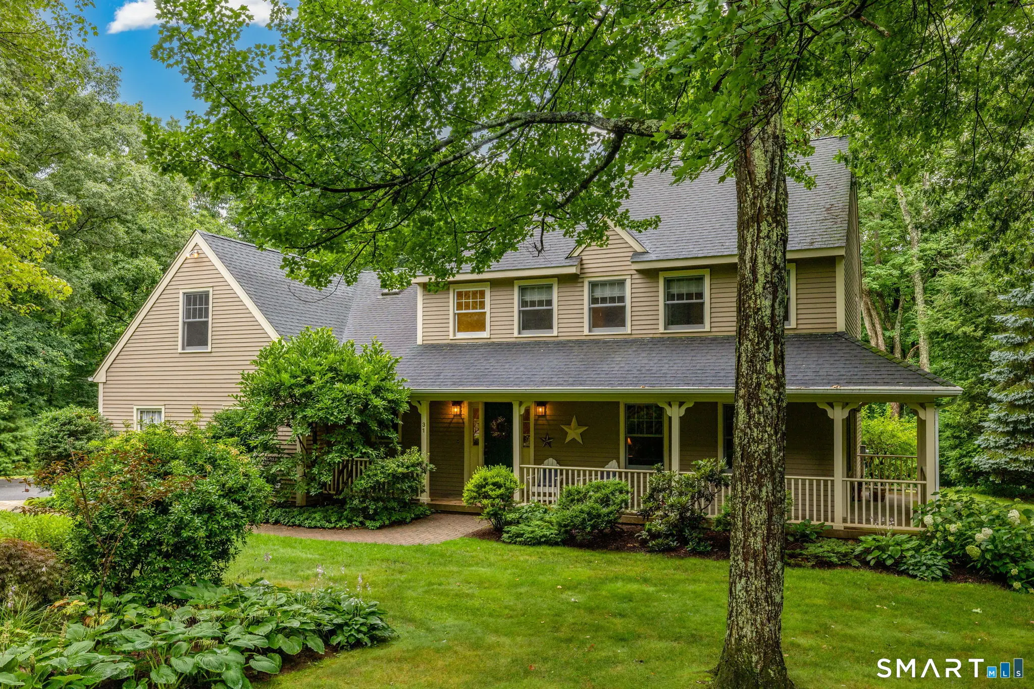 31 Knollwood Drive, New Hartford