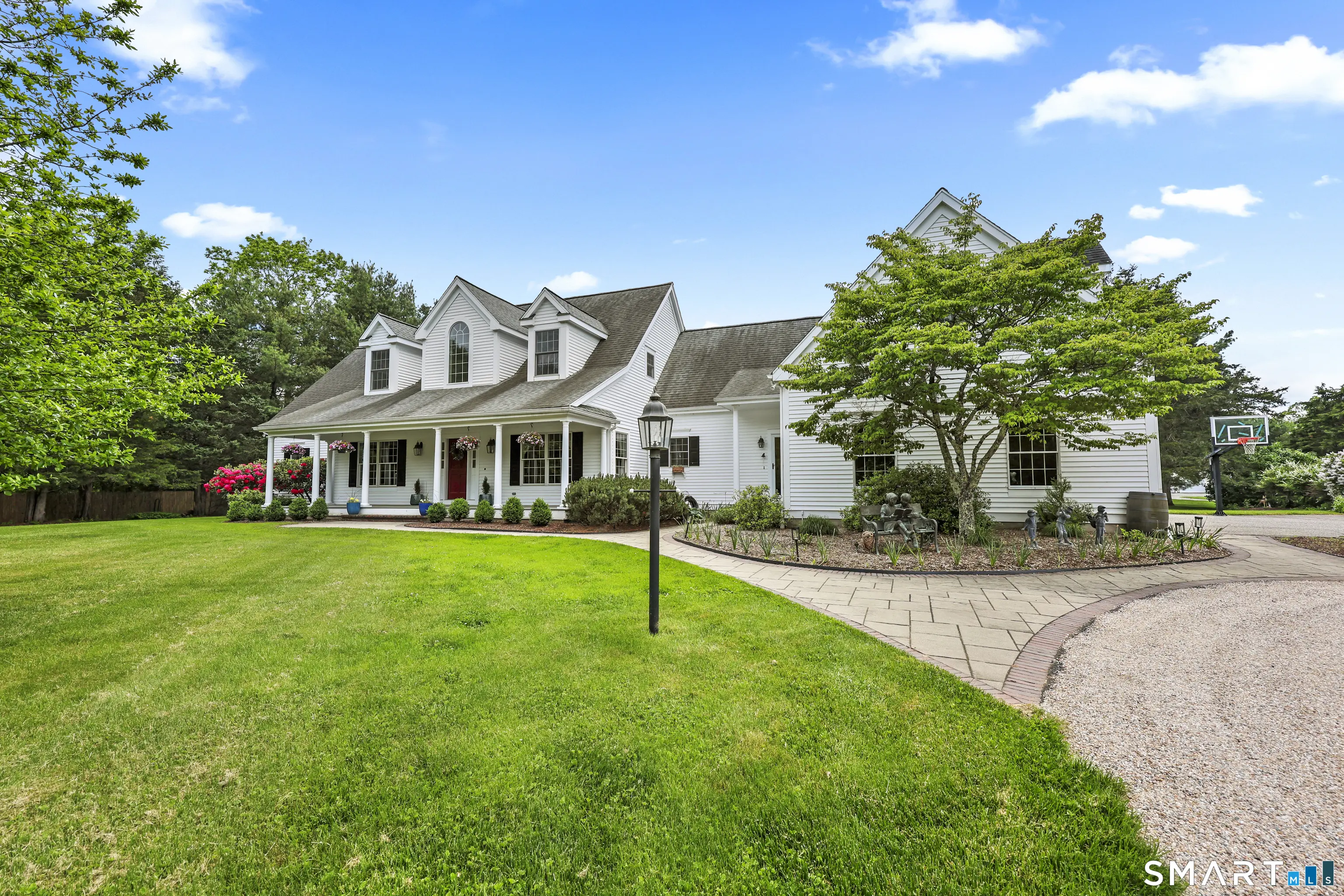 207 Great Pond Road, Simsbury