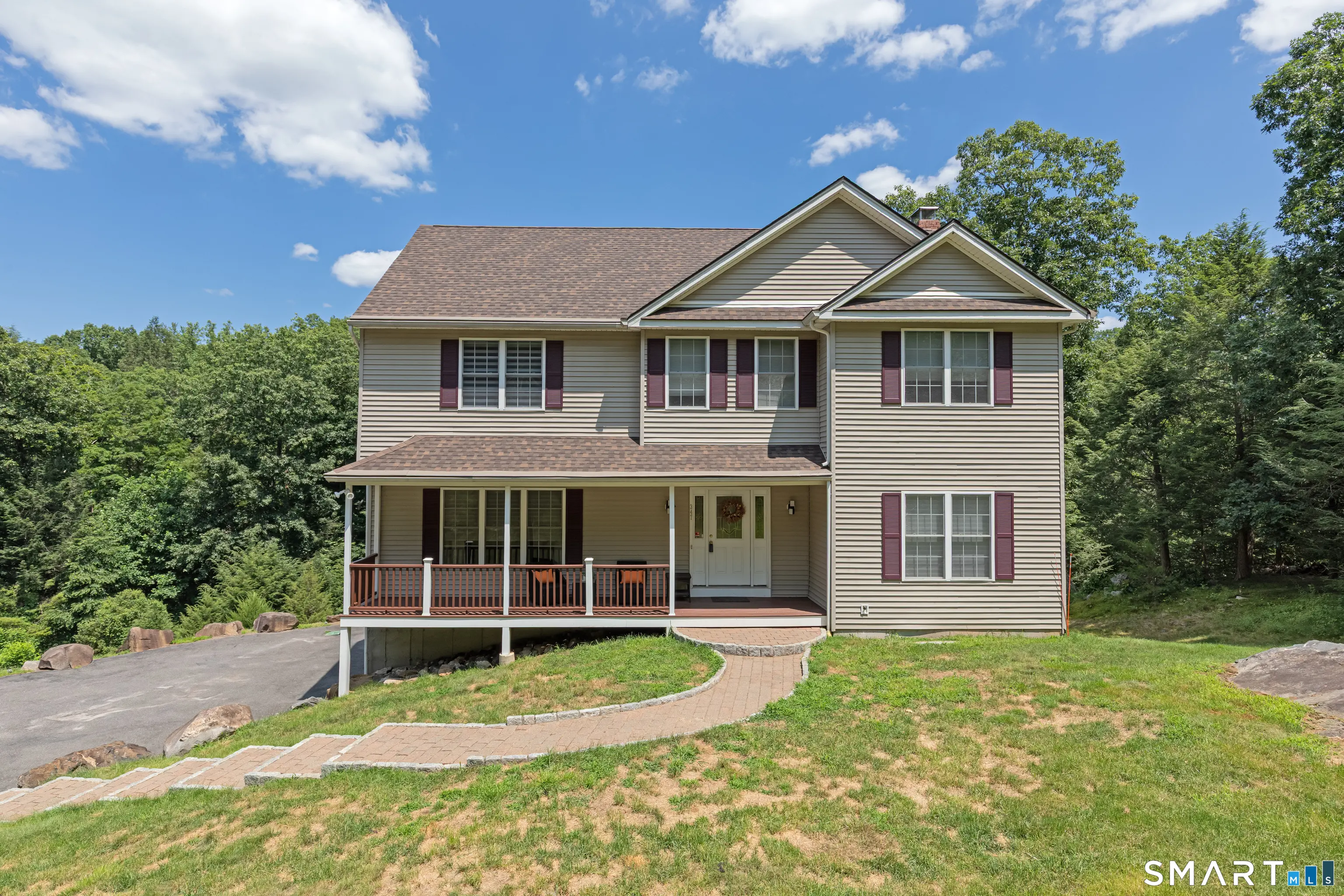 347 Lakeside Road, Southbury