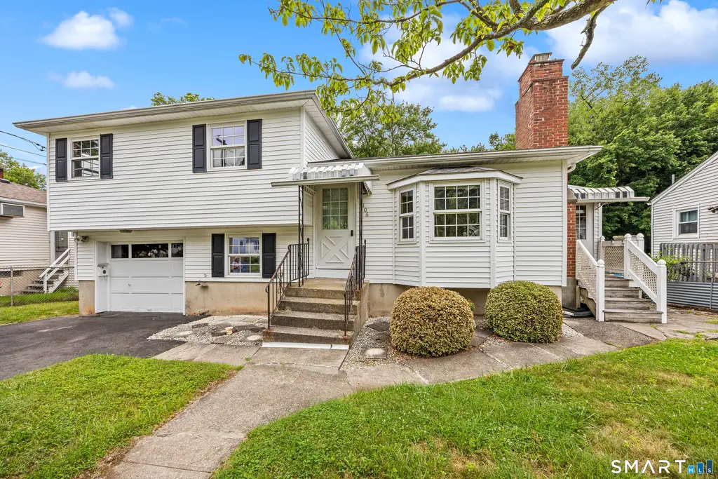 106 Townsend Avenue, Waterbury