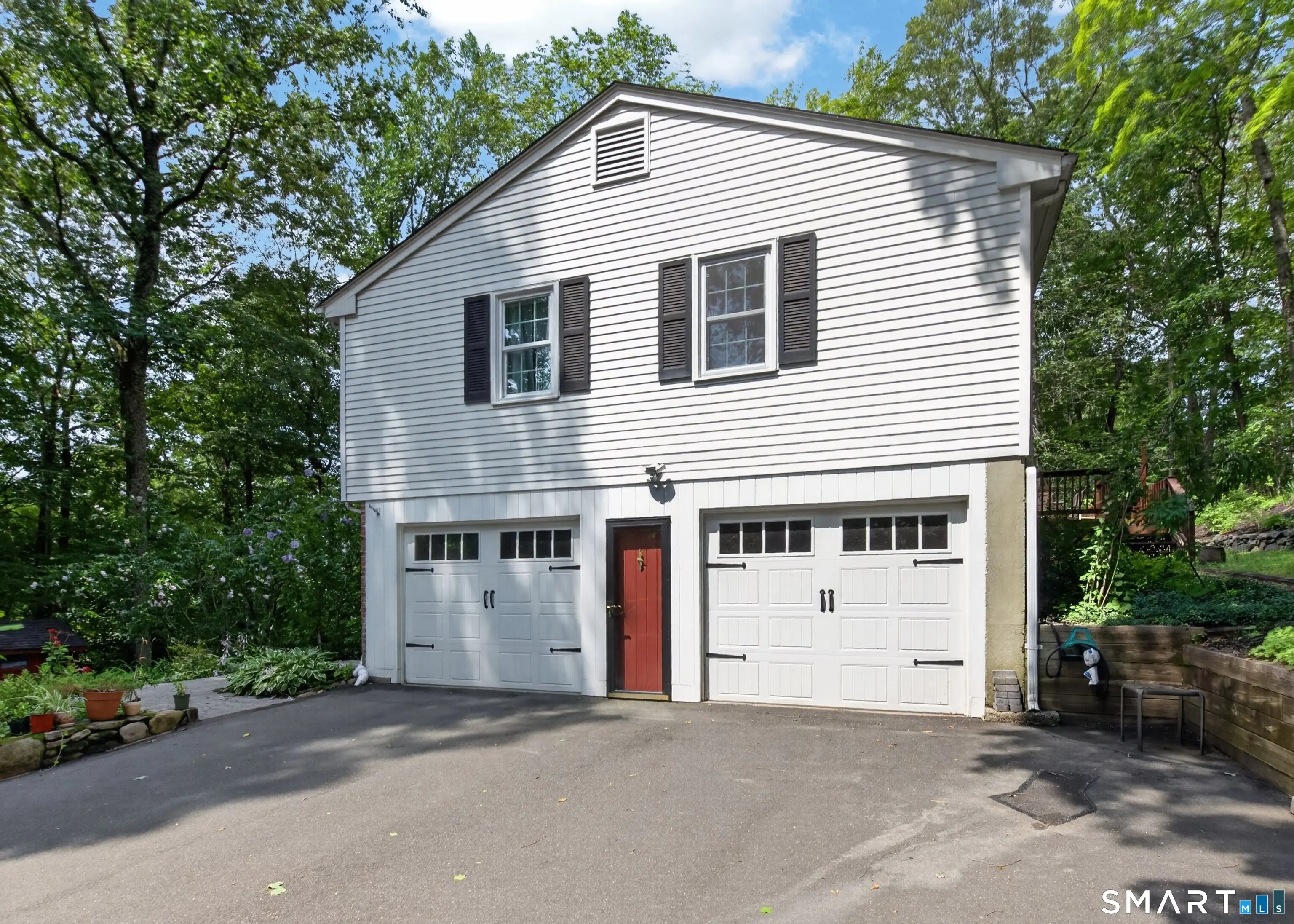 123 Janeway Drive, Guilford