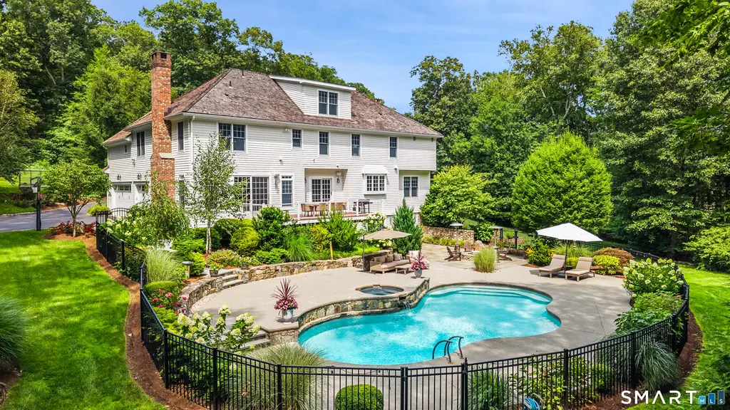 5 Aspetuck Glen, Weston