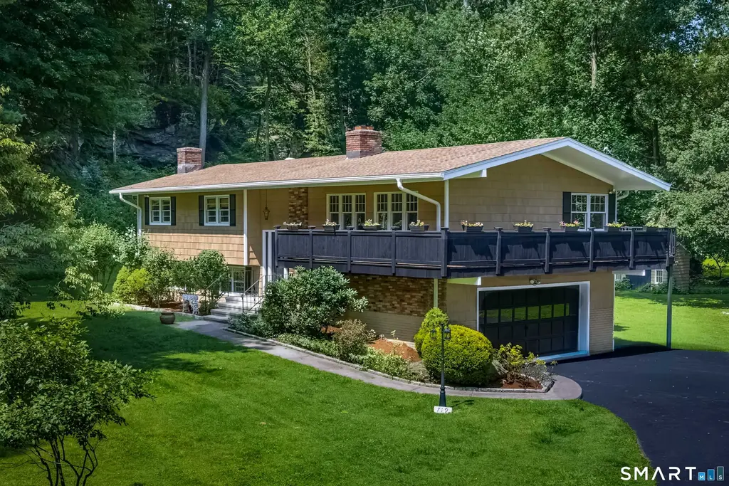 719 Mountain Laurel Road, Fairfield