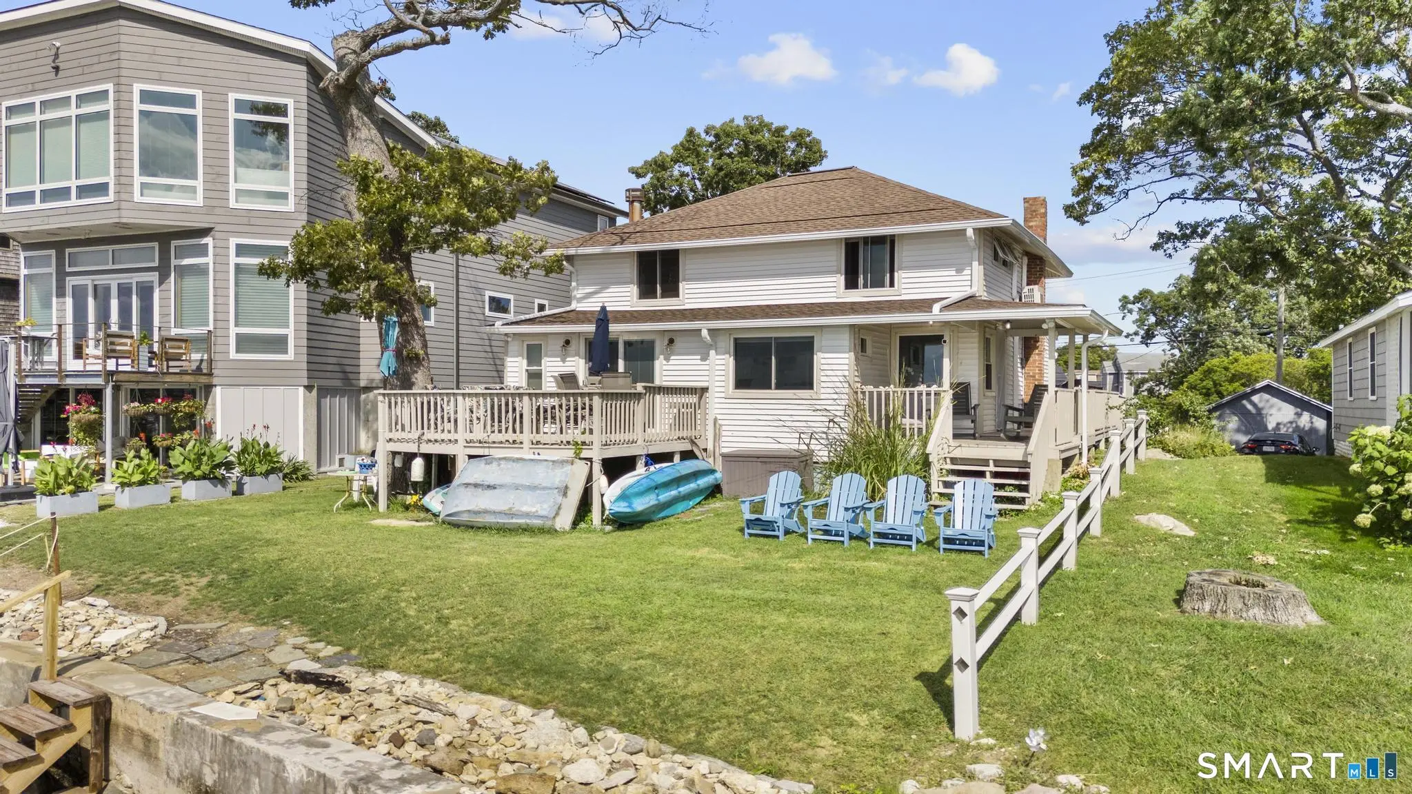105 Sunset Beach Road, Branford