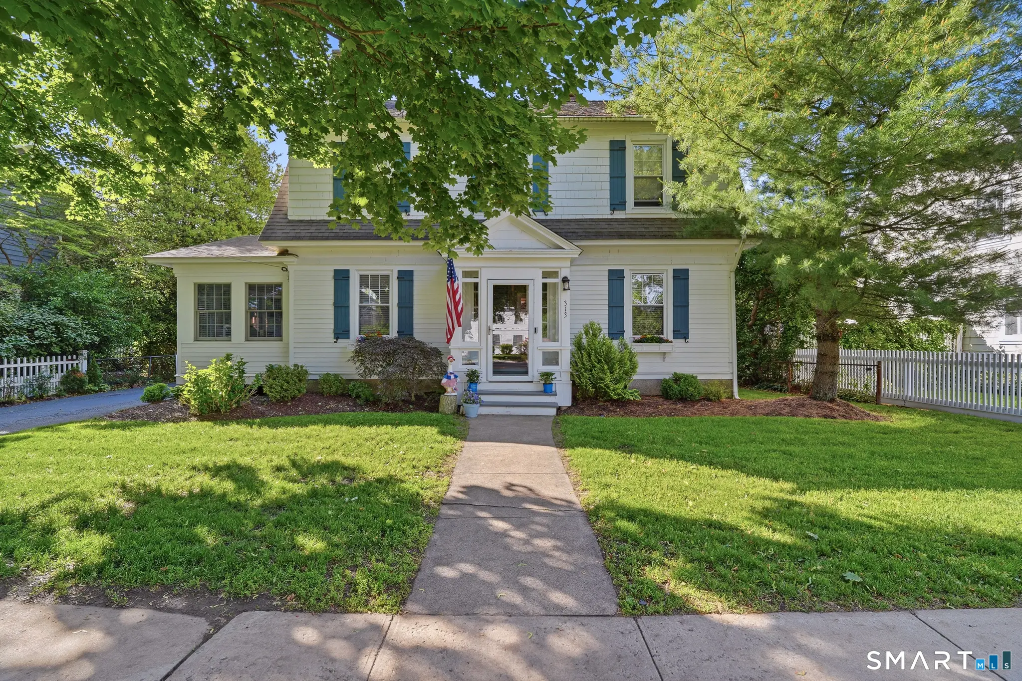 313 Old Post Road, Fairfield