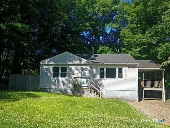 6 Blueberry Lane, New Milford