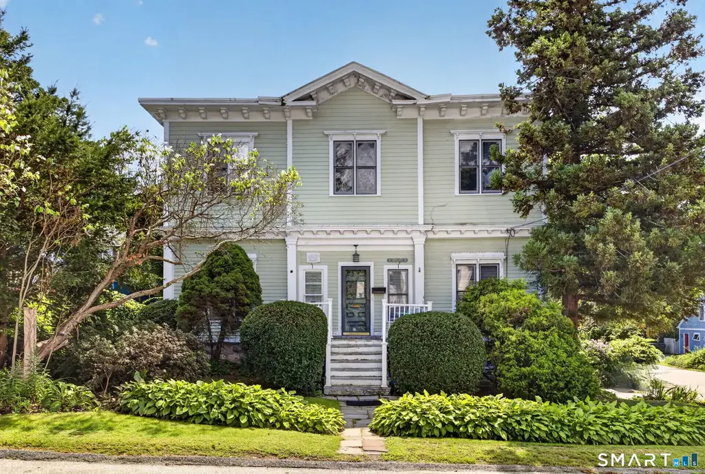 10 Main Street, Groton