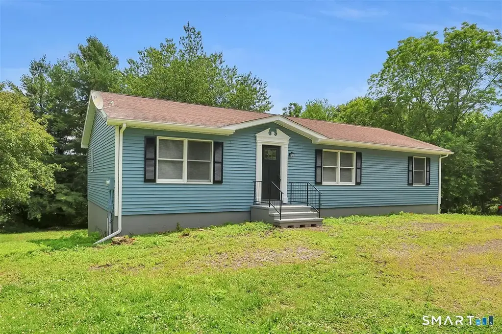 774 Murdock Avenue, Meriden