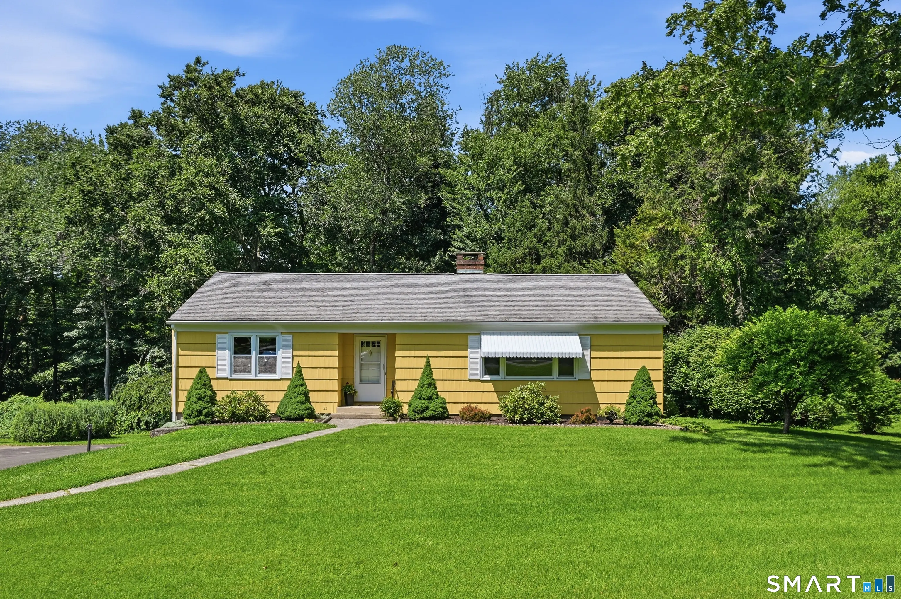 30 Maple Row, Bethel