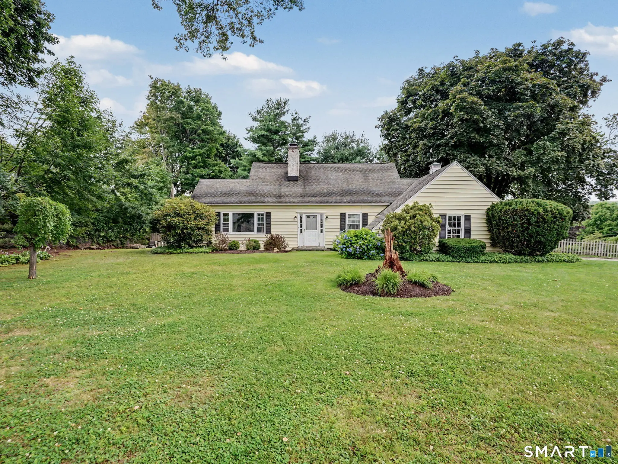 10 Crest Road, Danbury