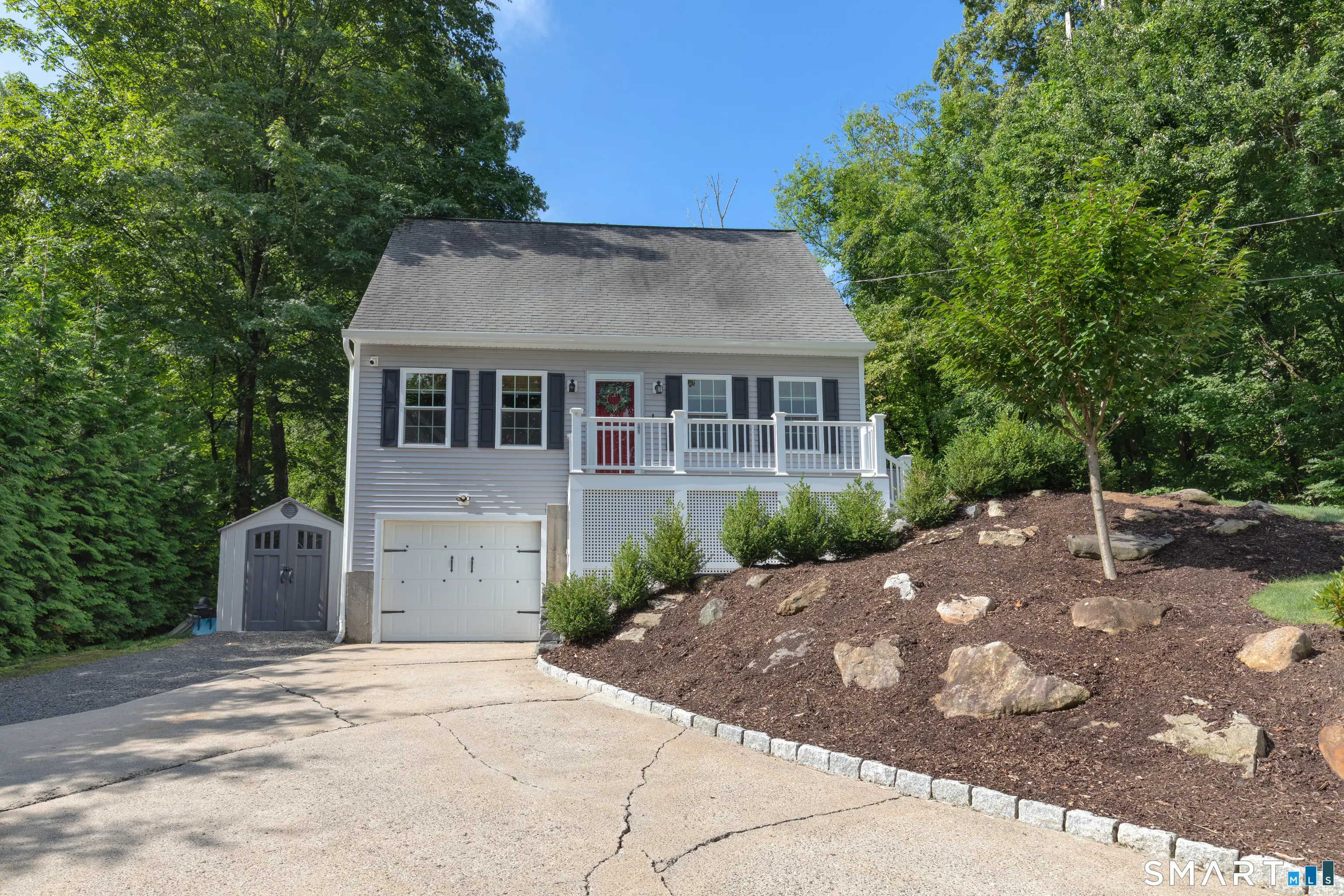 251 Lake Shore Drive, Middlebury