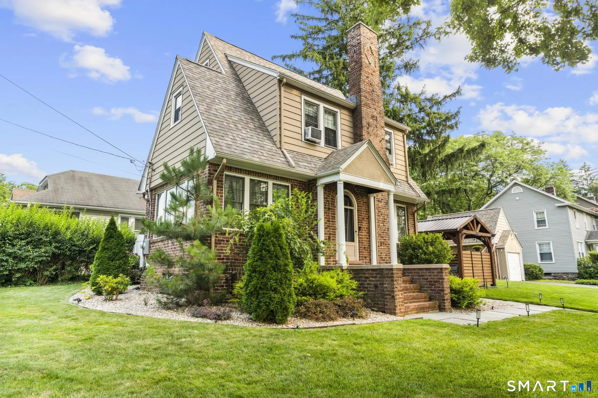 6 Collins Parkway, Meriden