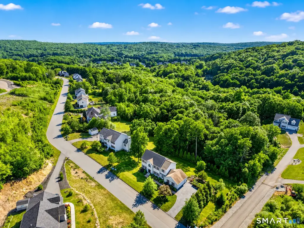 20 Upper Kensington Drive, East Lyme