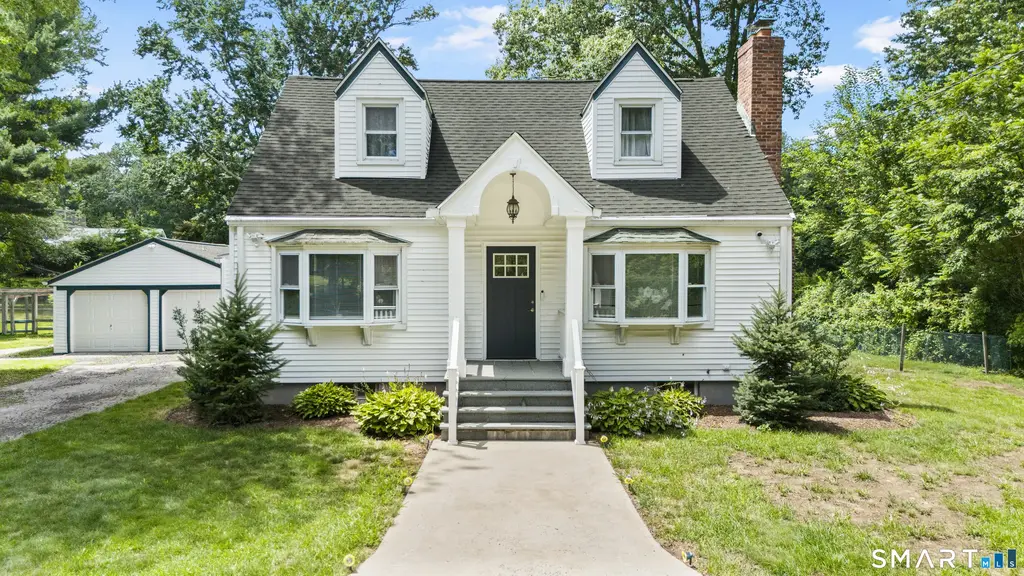 2065 Reservoir Avenue, Trumbull