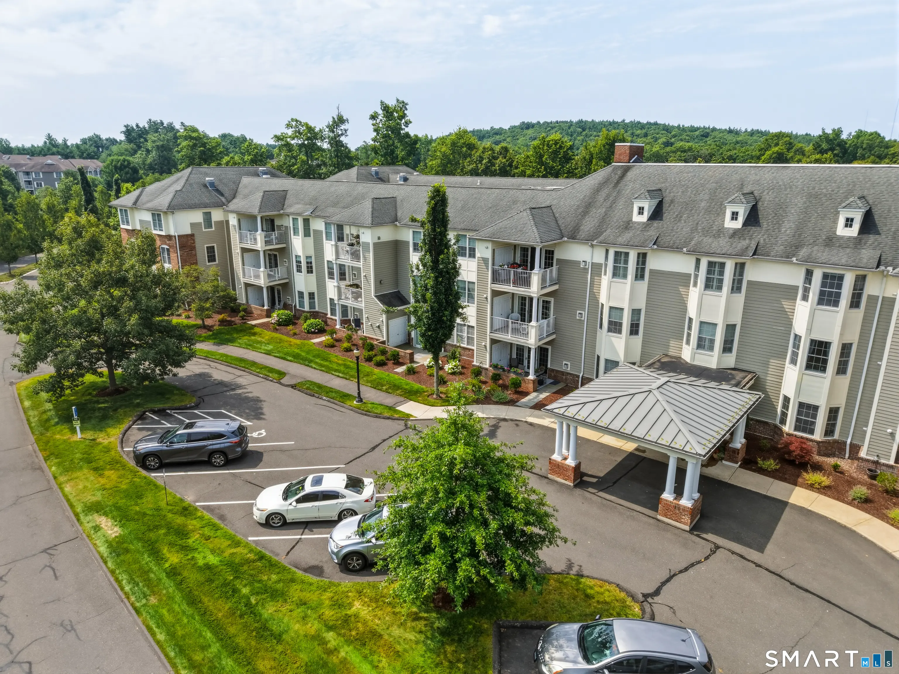 25 Cassandra Boulevard 204, West Hartford