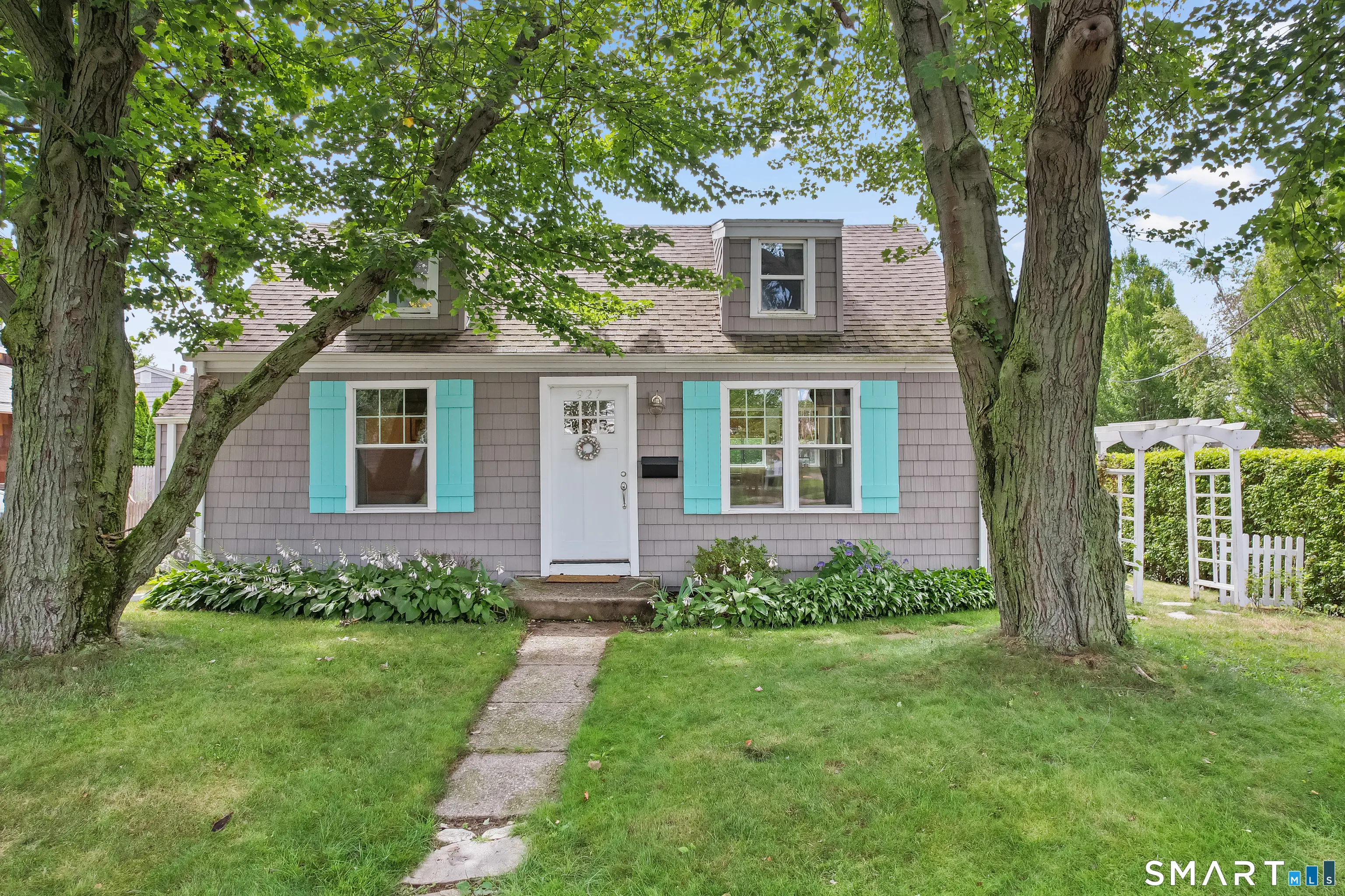 927 East Broadway, Milford