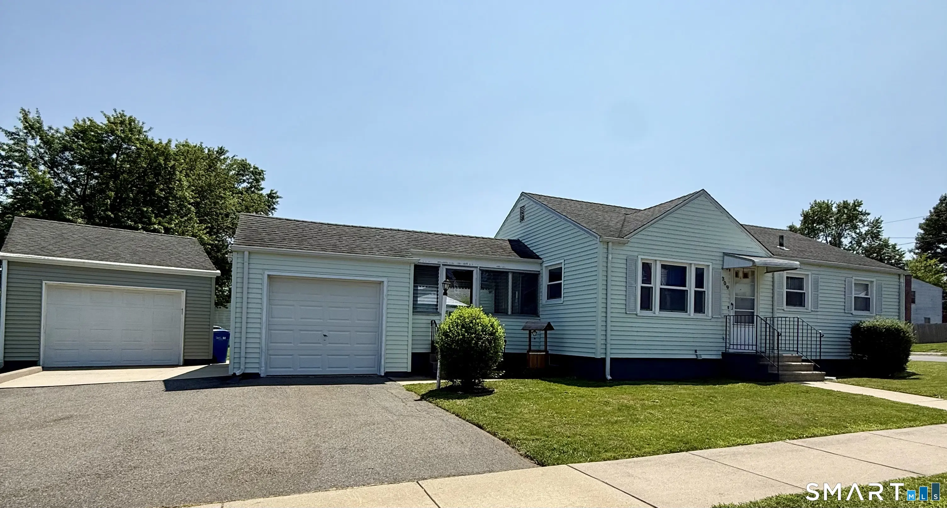 309 Freeman Street, Hartford