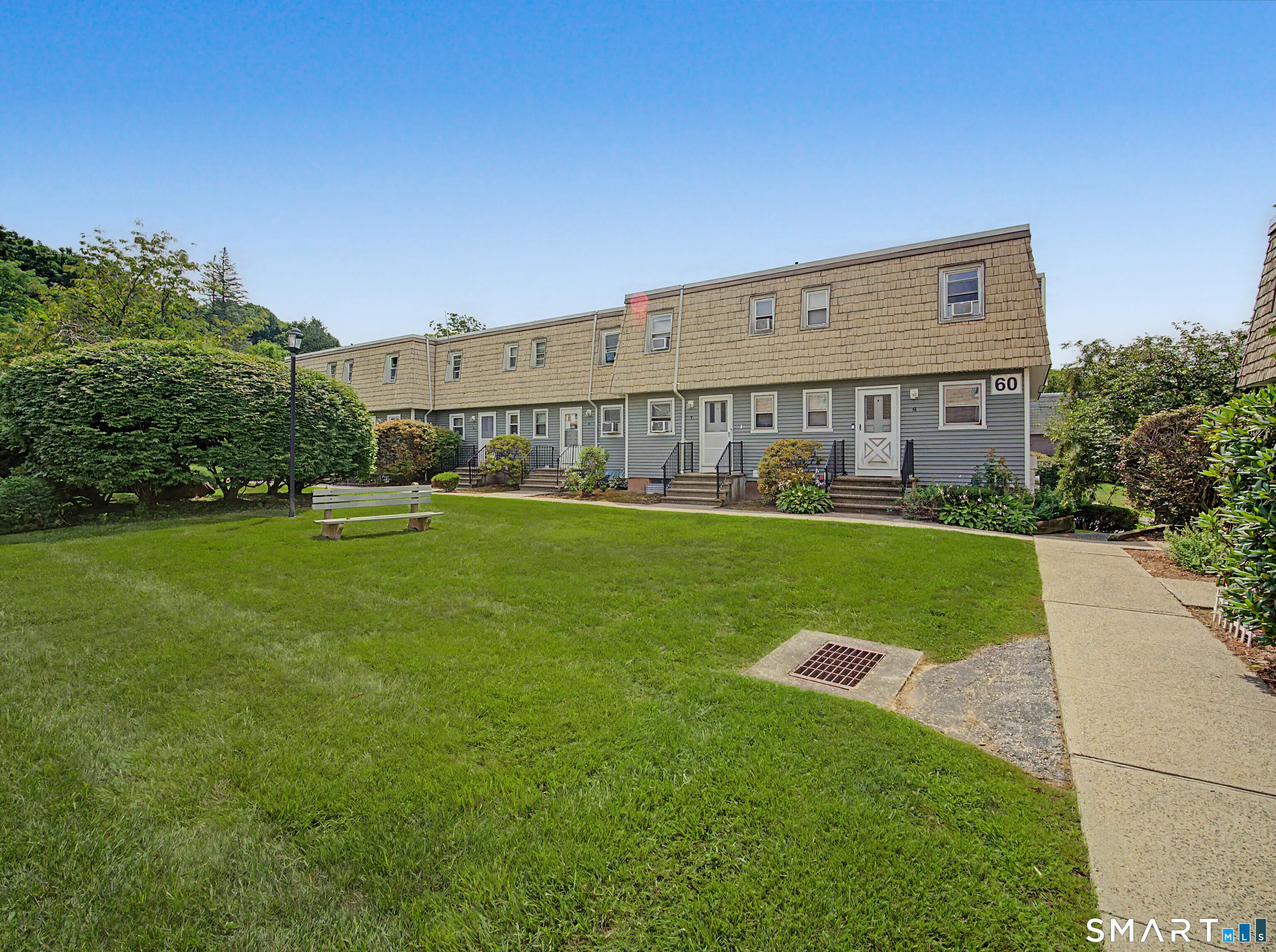 60 Meetinghouse Village 08, Meriden