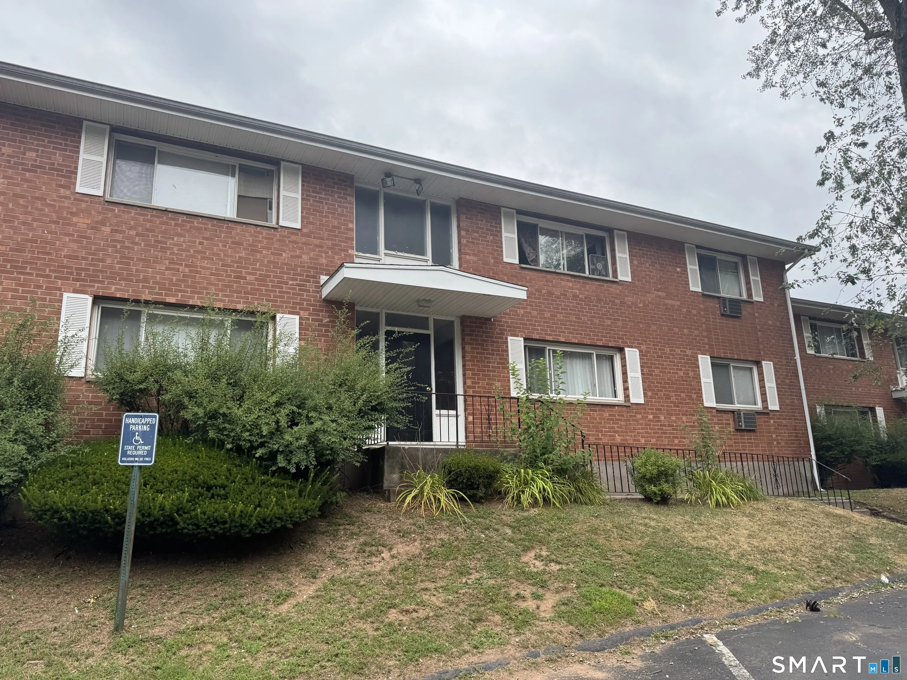 44 Racebrook Road B, East Hartford