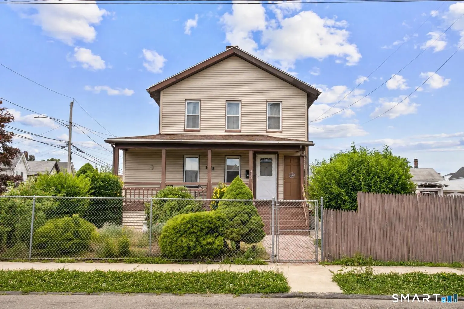 485 Hallett Street, Bridgeport