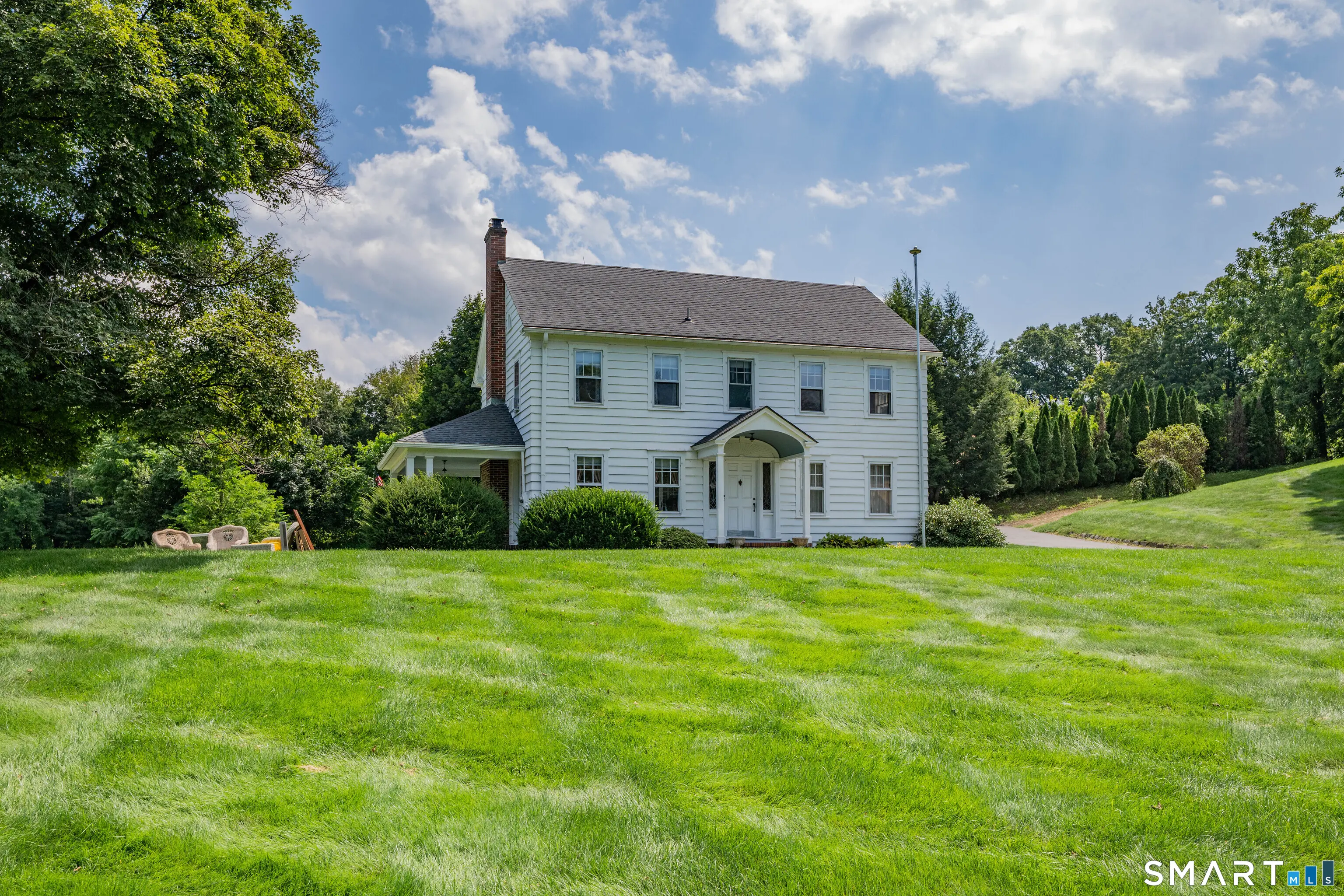126 Main Street North, Woodbury