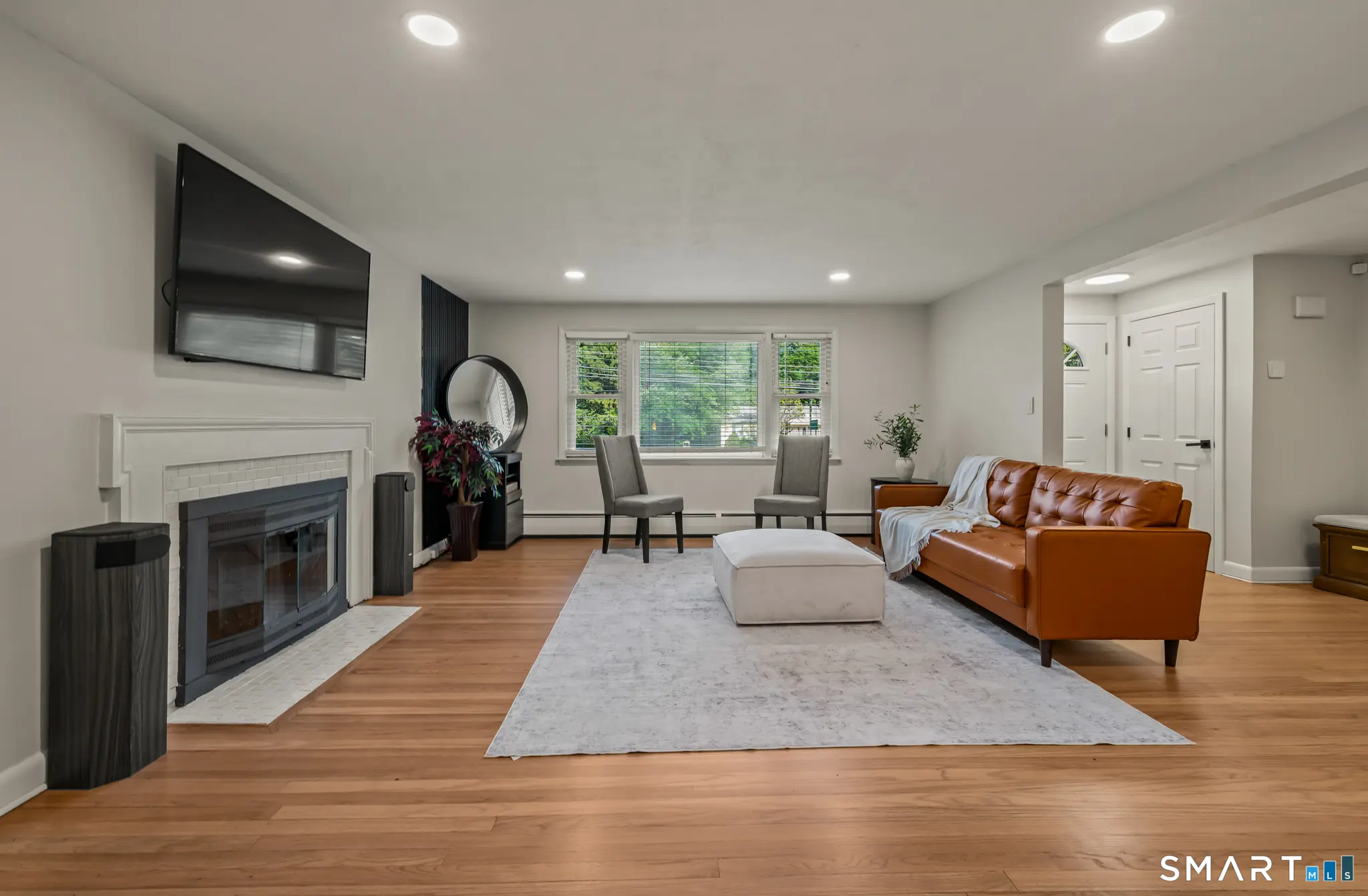 183 Tunxis Avenue, Bloomfield