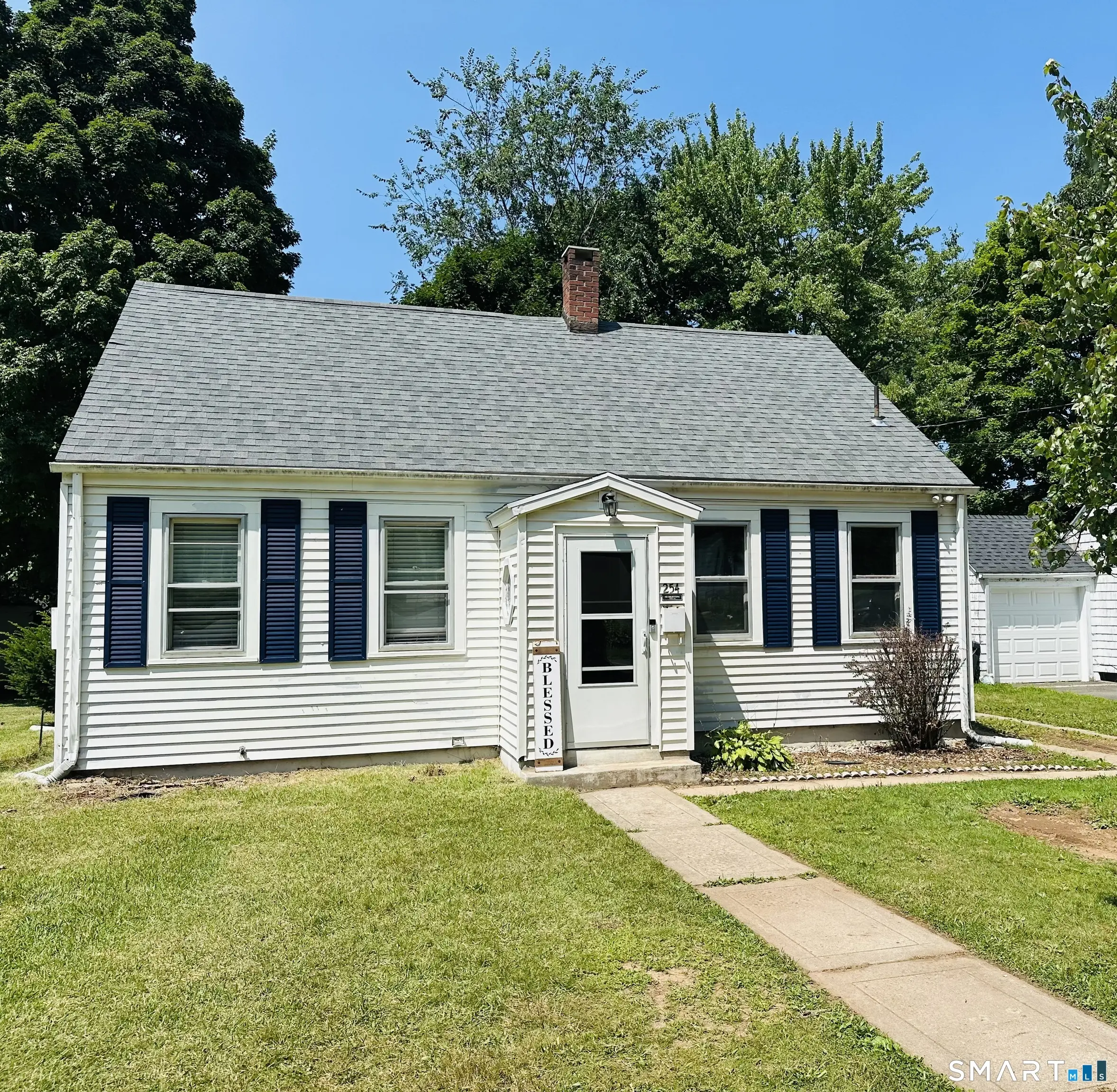 254 Commonwealth Avenue, New Britain