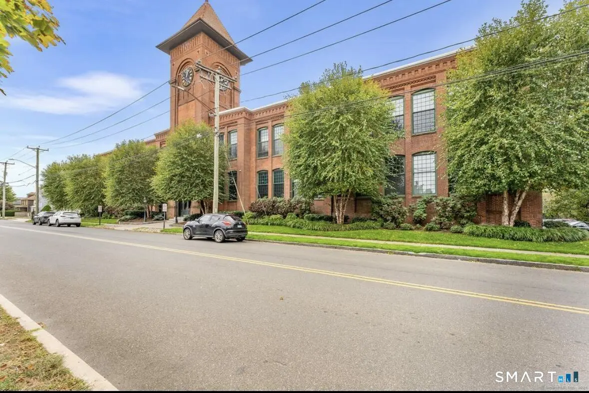 25 Grand Street 111, Norwalk