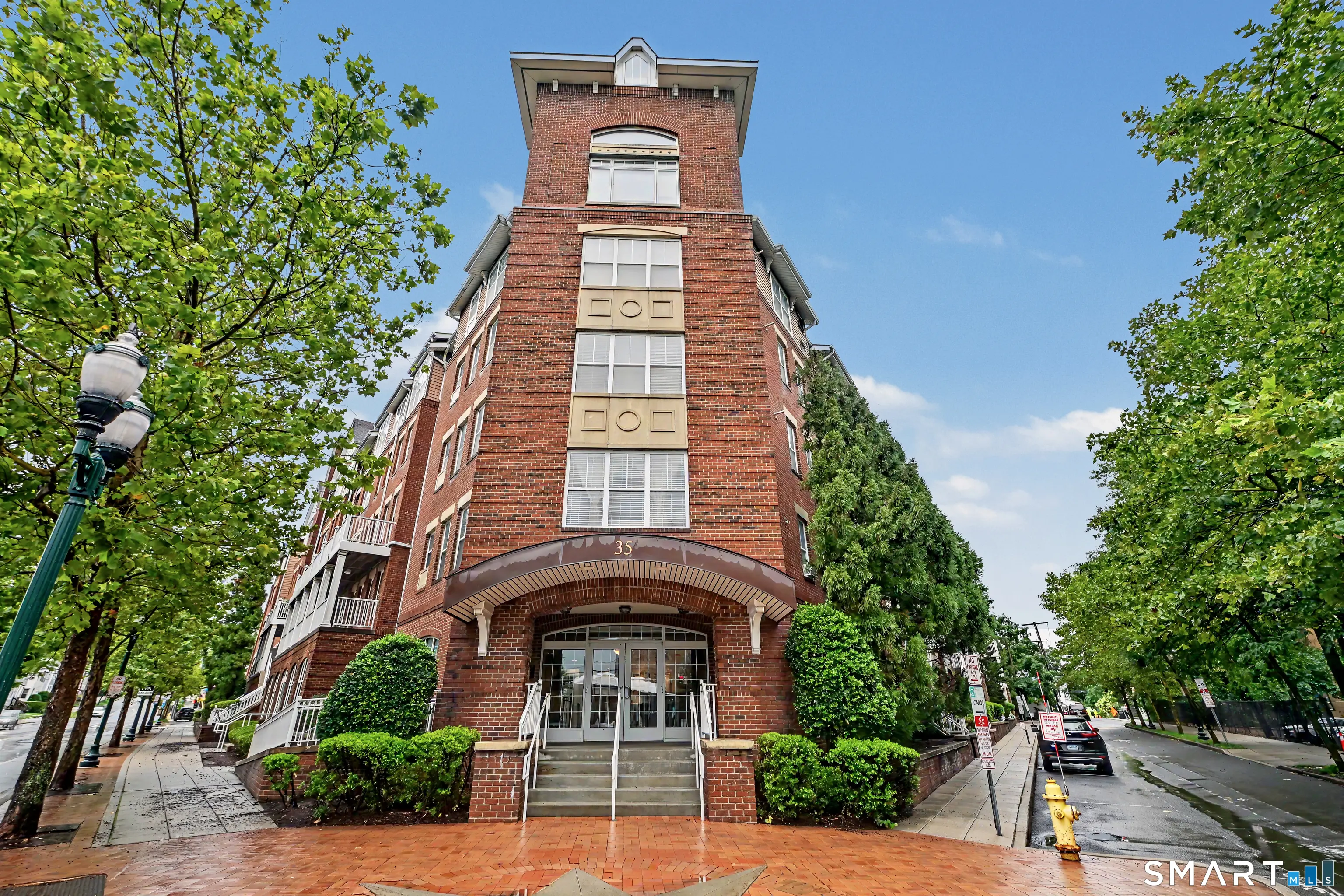 35 West Broad Street 117, Stamford