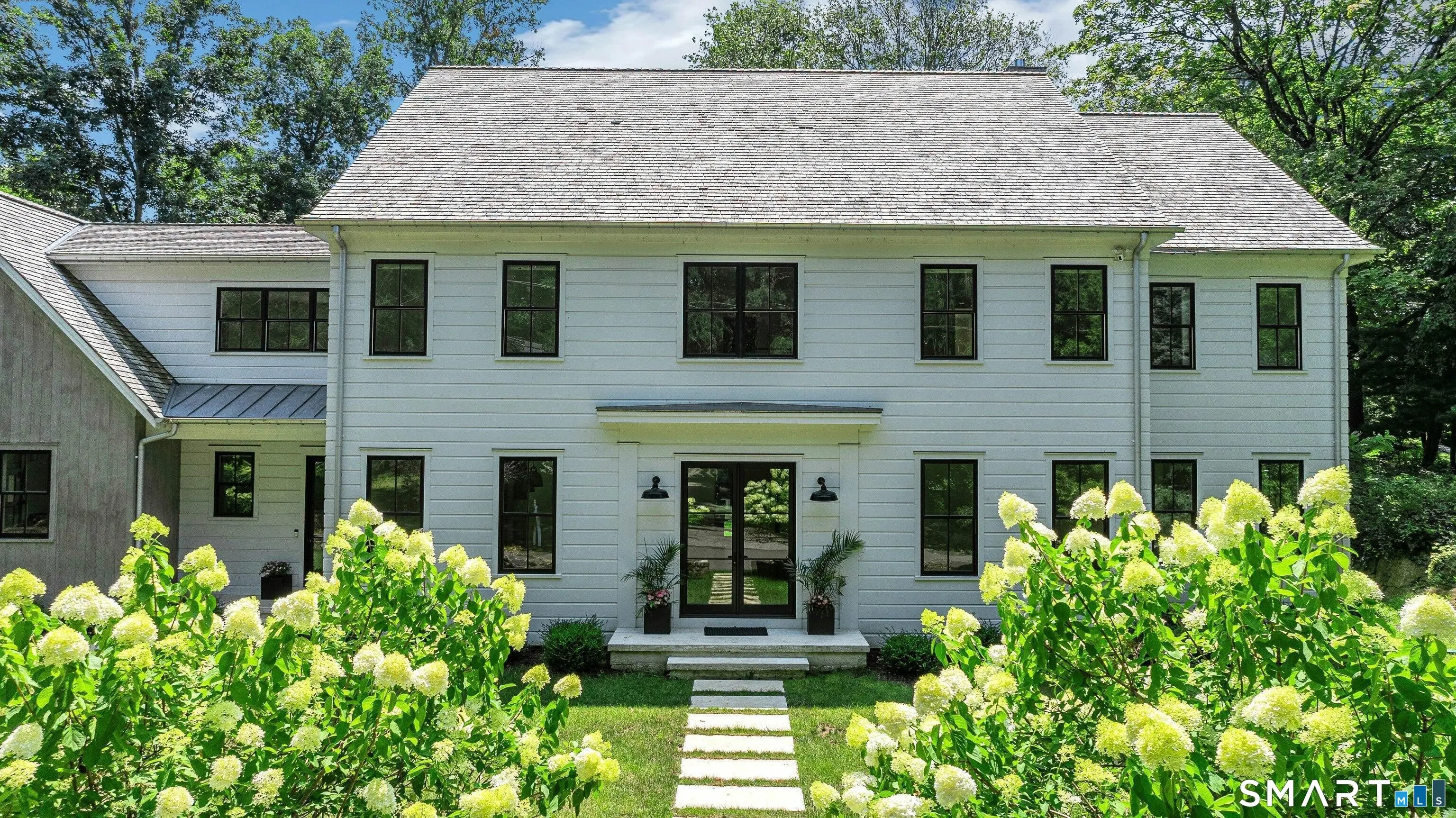 13 Sunswyck Road, Darien