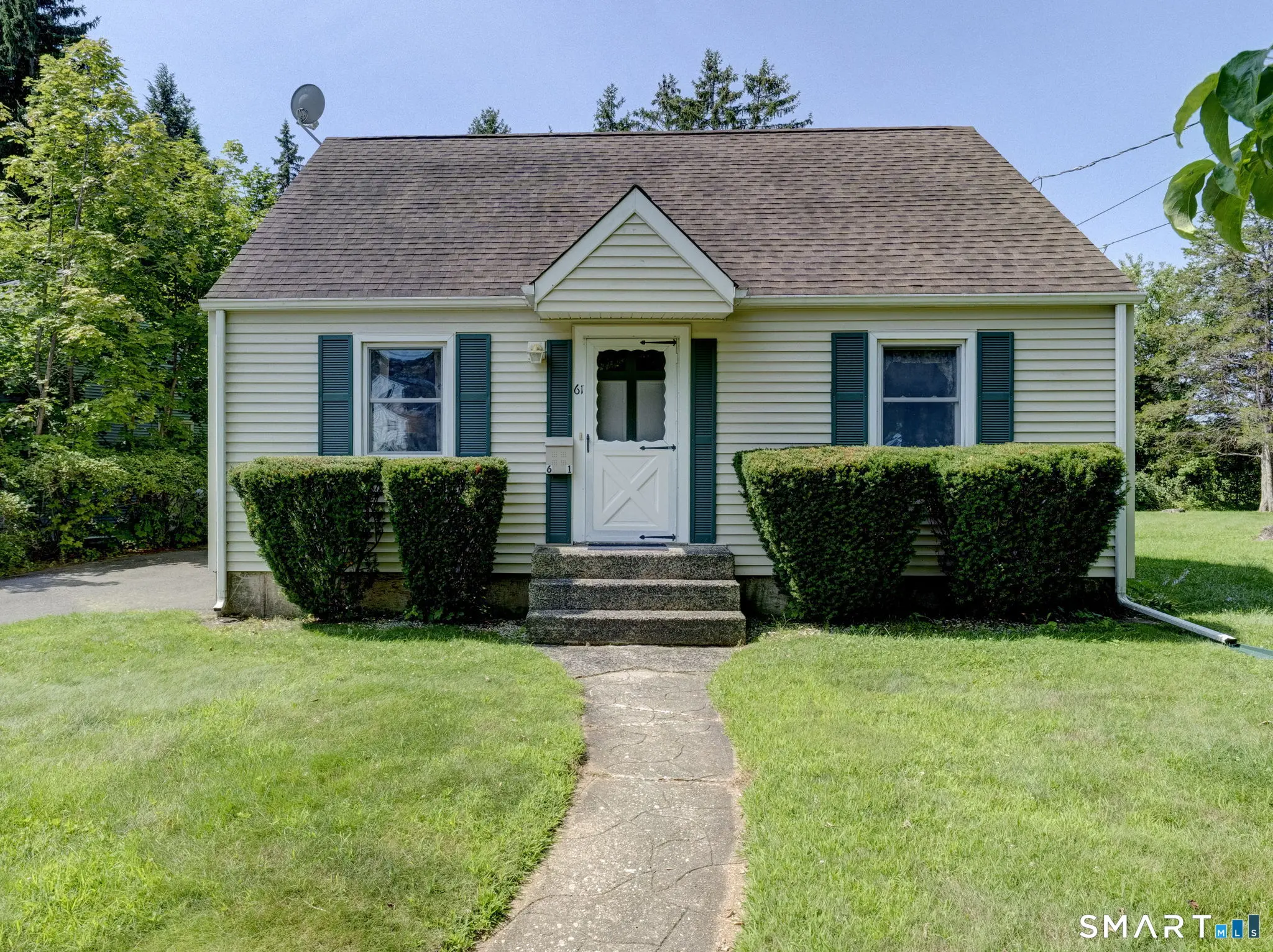 61 Berkley Avenue, Southington