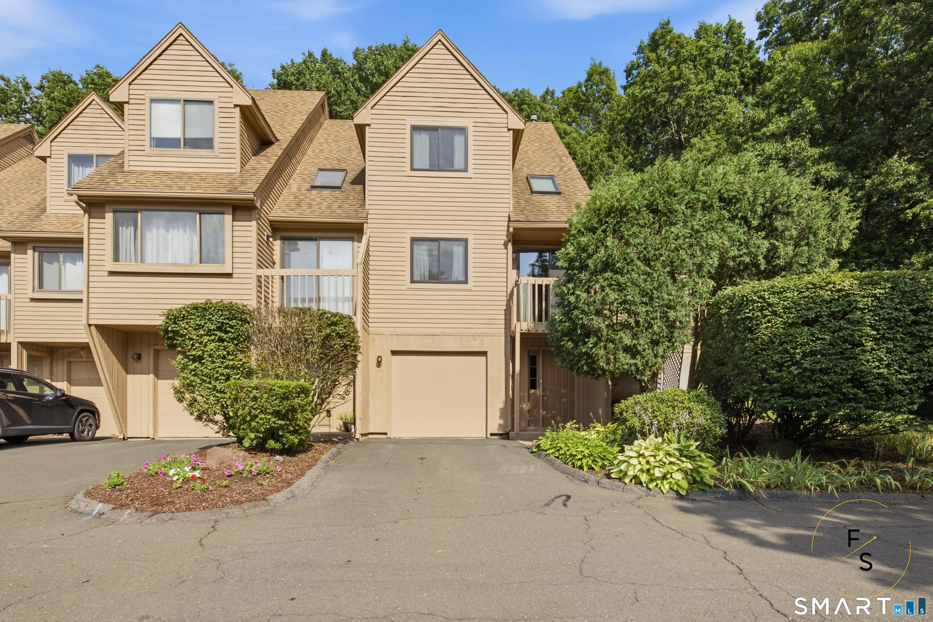 242 Talcottville Road 209, Vernon