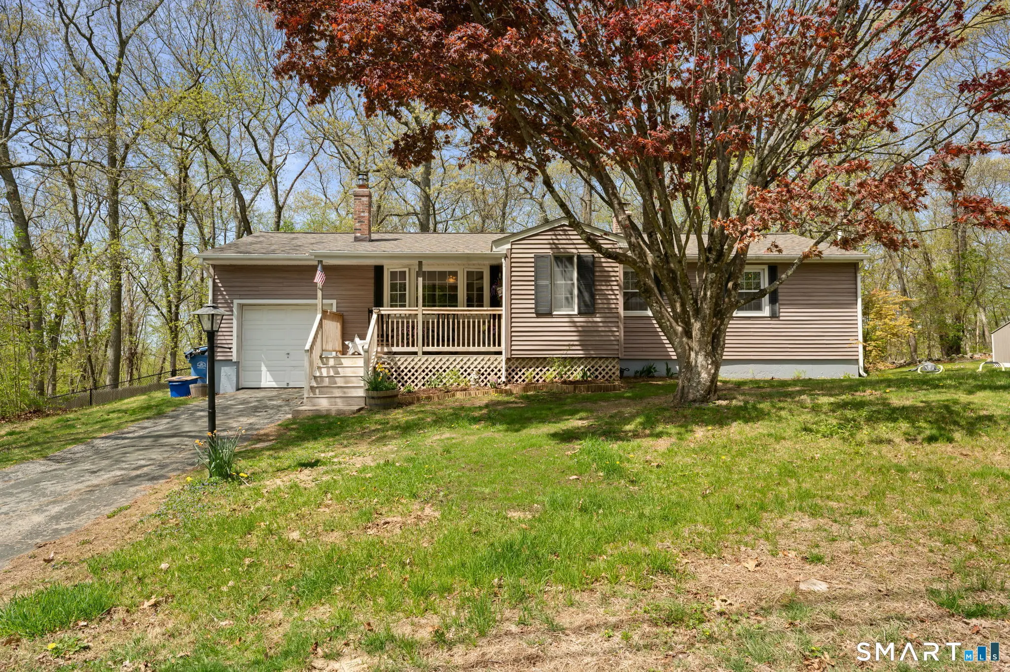 17 Ledgewood Drive, Ledyard
