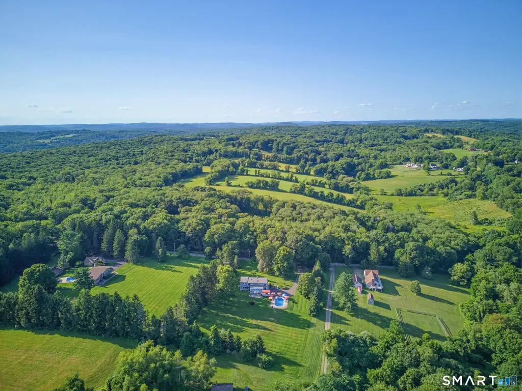 35 Nettleton Hollow Road, Bethlehem