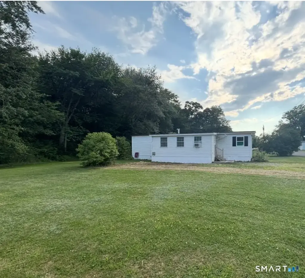 49 Erin Drive, Plainfield