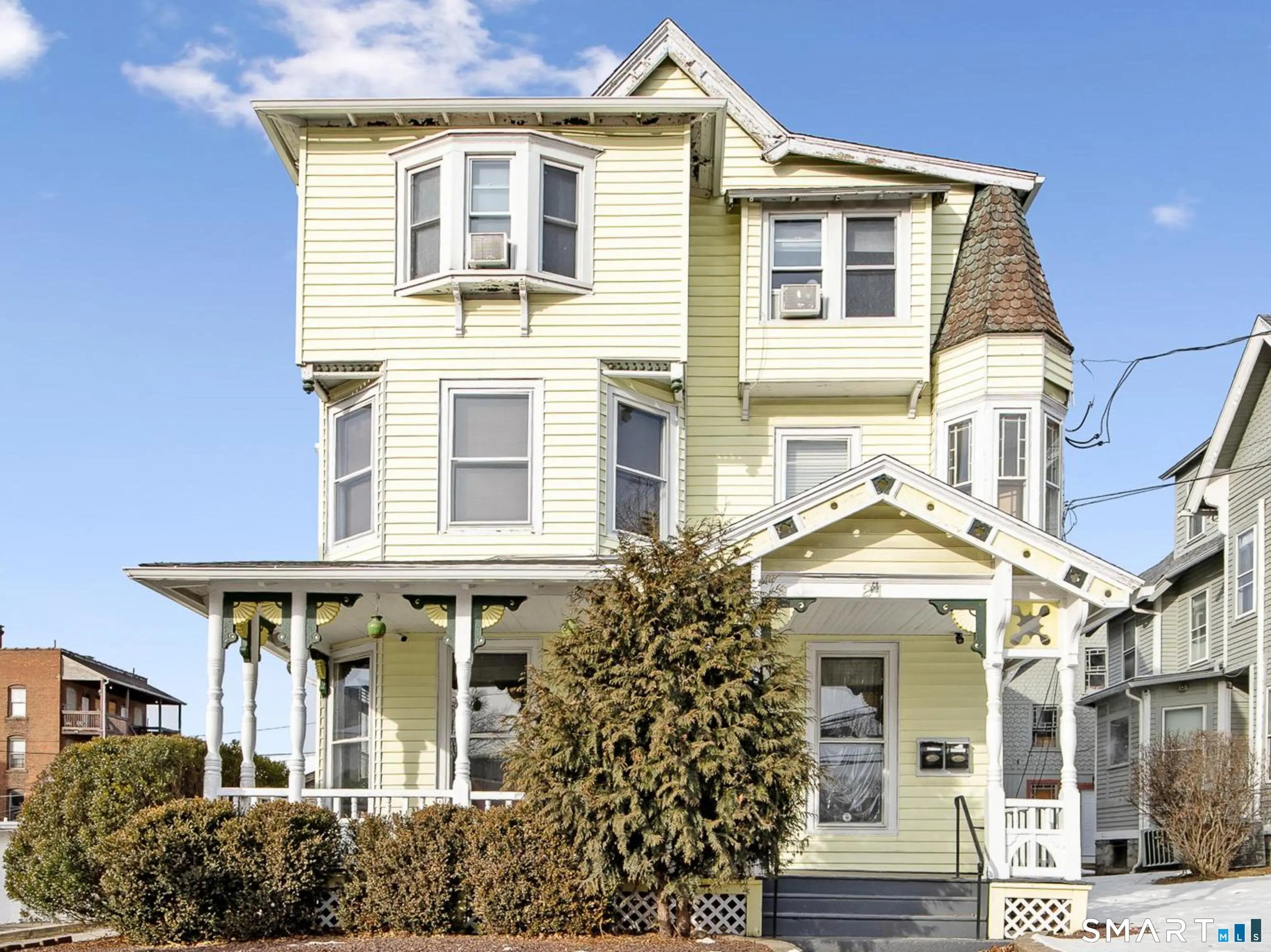 21 Holmes Avenue 3rd Floor, Waterbury