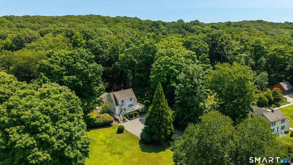 267 Newtown Turnpike, Weston