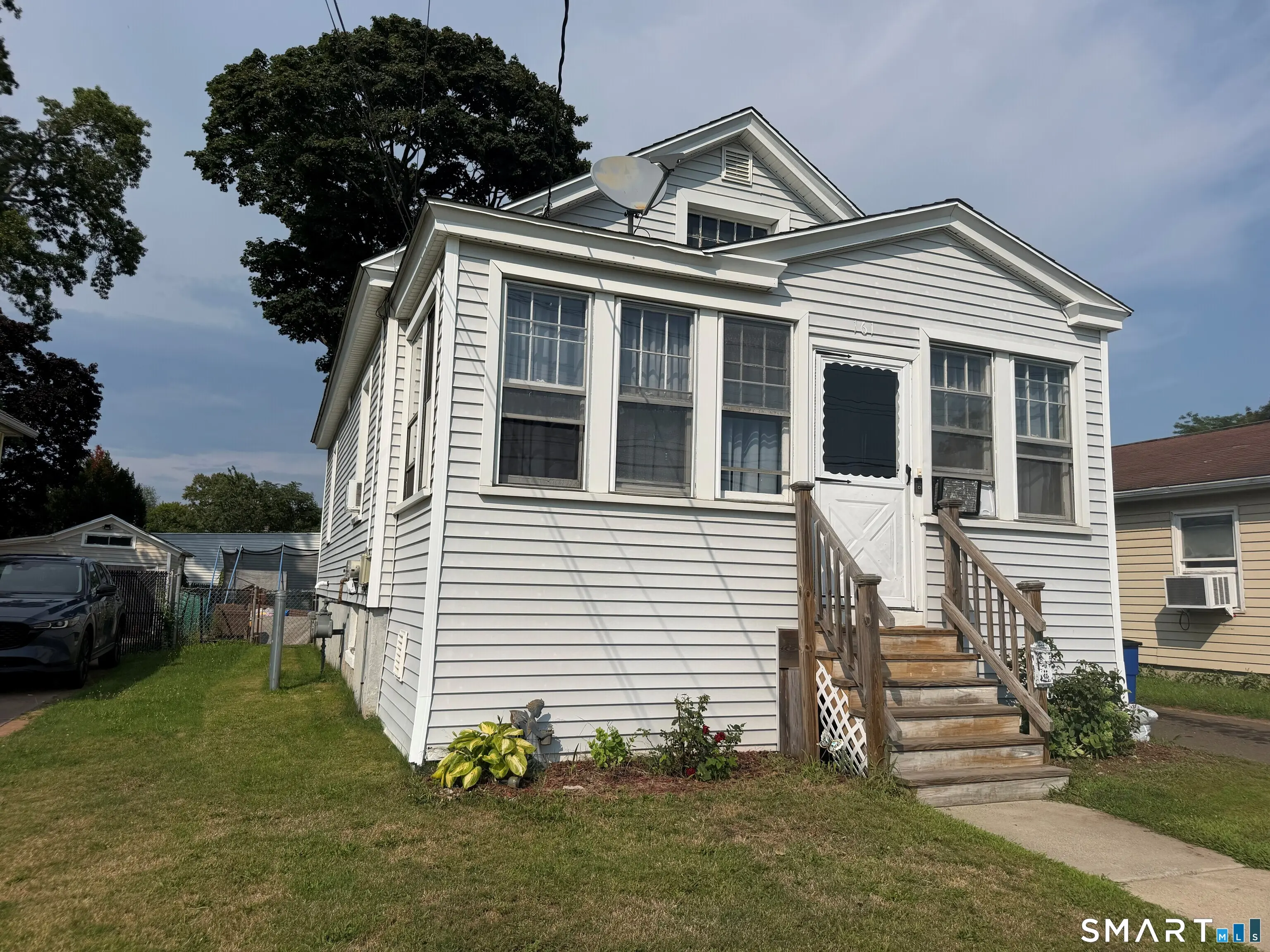 161 Dodge Avenue, East Haven