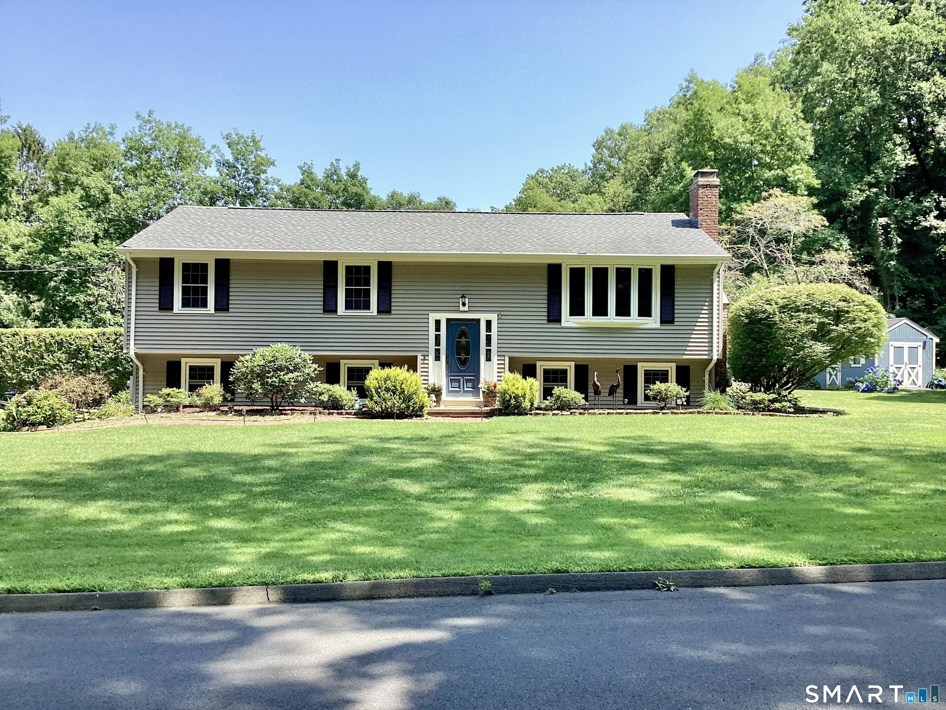 289 New England Road, Guilford